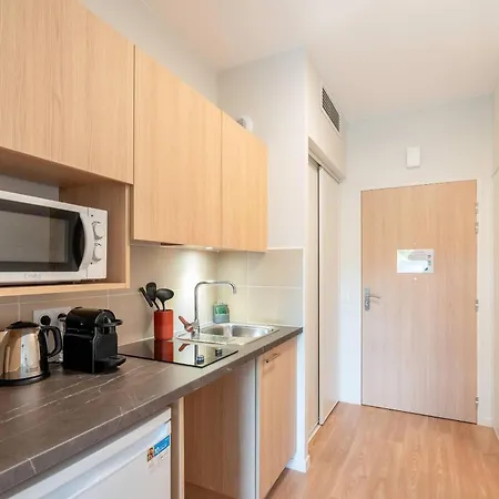 Quality アパートホテル 4*