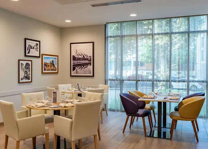 Aparthotel Quality 4*